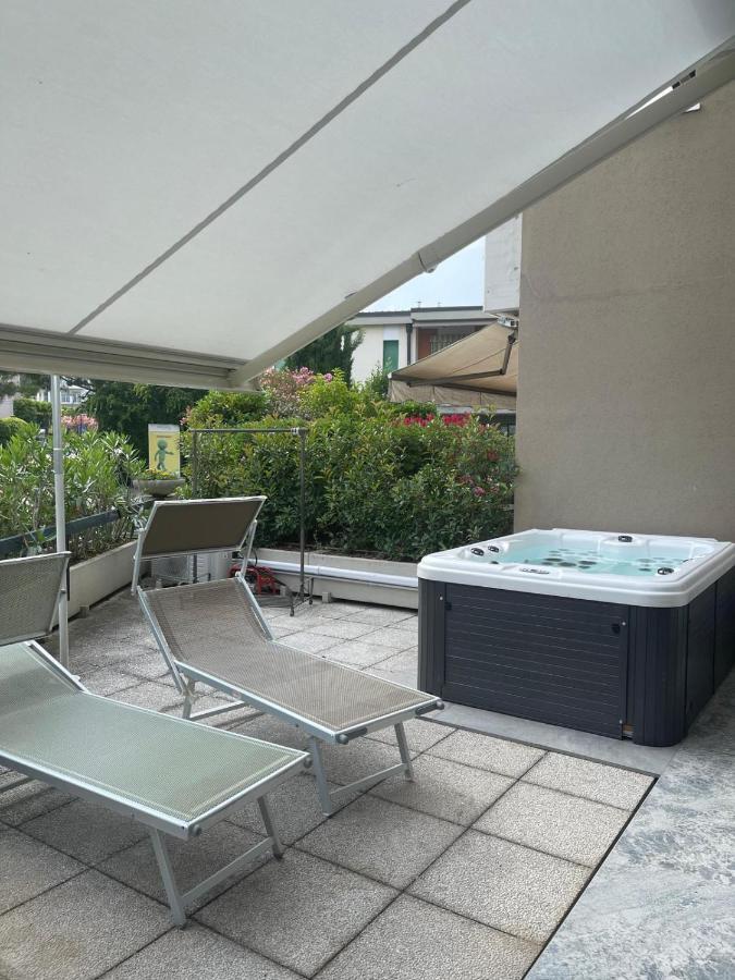 Garda Fantasy Paradise Silver O Gold Desenzano del Garda Bagian luar foto
