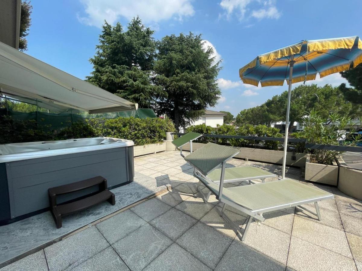 Garda Fantasy Paradise Silver O Gold Desenzano del Garda Bagian luar foto
