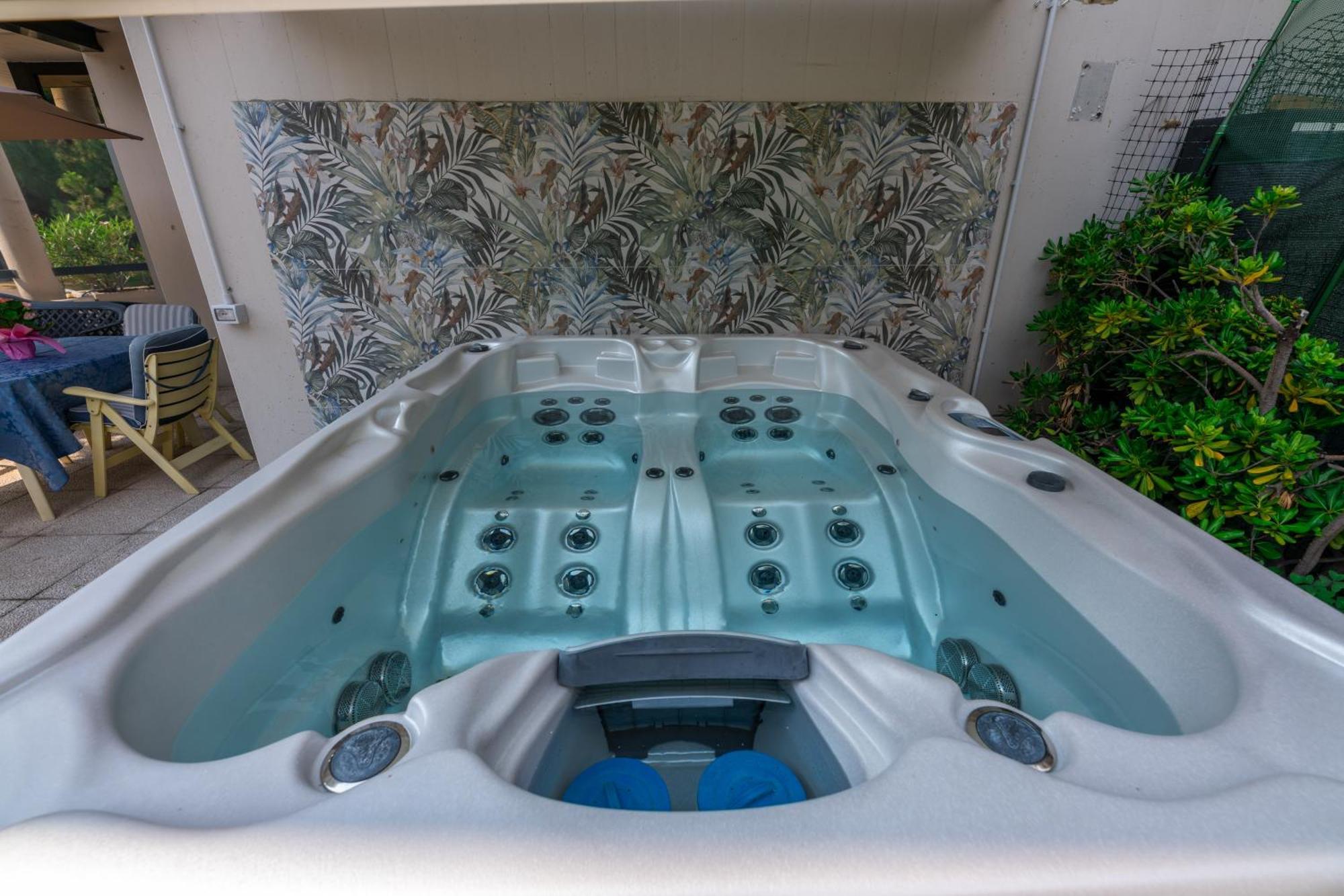 Garda Fantasy Paradise Silver O Gold Desenzano del Garda Bagian luar foto